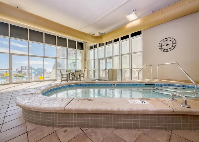 Phoenix Gulf Towers 2401 Apartment *